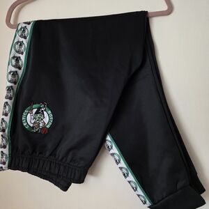 MEN'S BOSTON CELTICS  Black Joggers